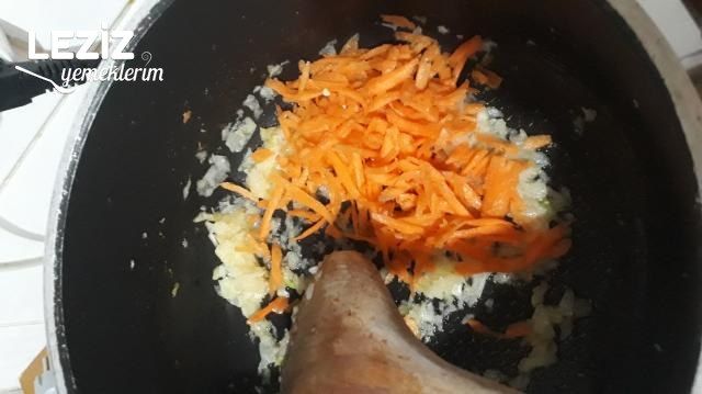 Sebzeli Yeşil Mercimek Çorbası