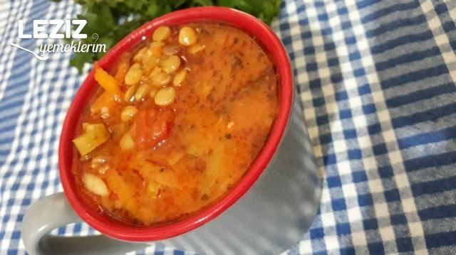 Sebzeli Yeşil Mercimek Çorbası