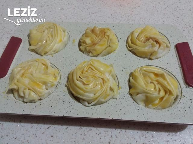 Nefis Patatesli Goncagül Böreği (Muffin Kalıbında)