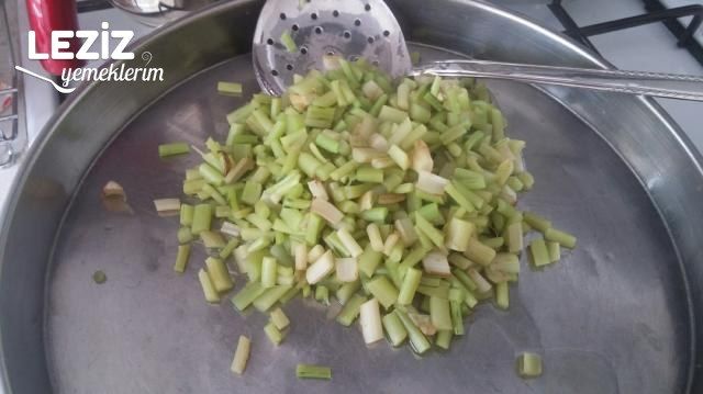 Kıymalı Otlu Kapalı Pide (Antep Usulü)