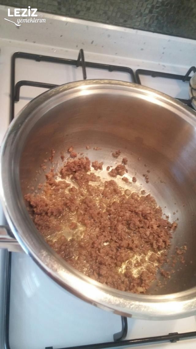 Kıymalı Otlu Kapalı Pide (Antep Usulü)