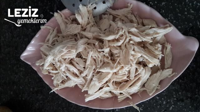 Şehriyeli Tavuk Çorbası Tarifi