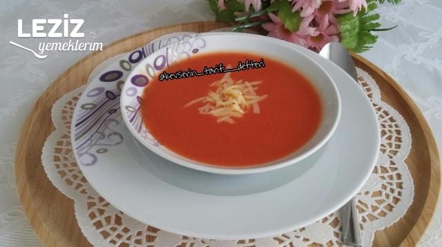 Mis Gibi Domates Çorbası