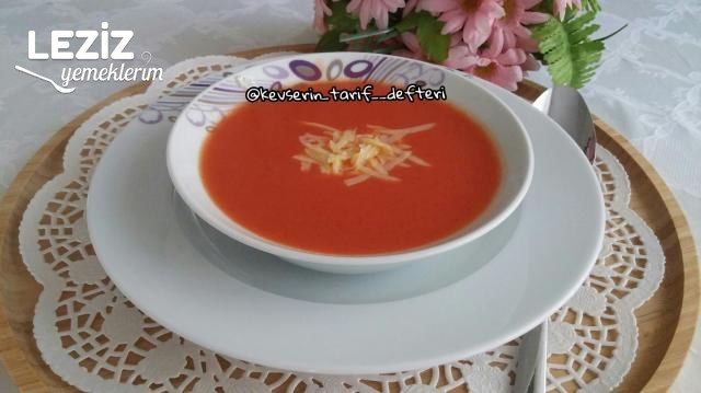 Mis Gibi Domates Çorbası