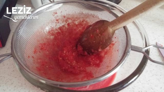 Mis Gibi Domates Çorbası