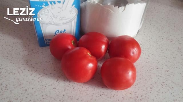 Mis Gibi Domates Çorbası