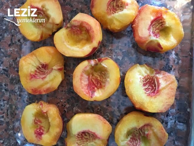 Dondurmalı Şeftali Tatlısı