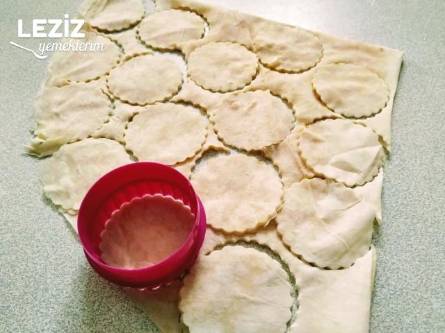 Bir Yufka Bir Yumurta İle Şahane Pişi