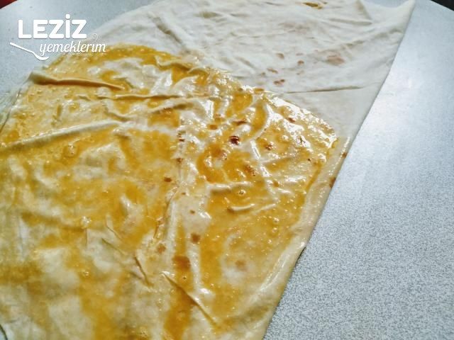 Bir Yufka Bir Yumurta İle Şahane Pişi