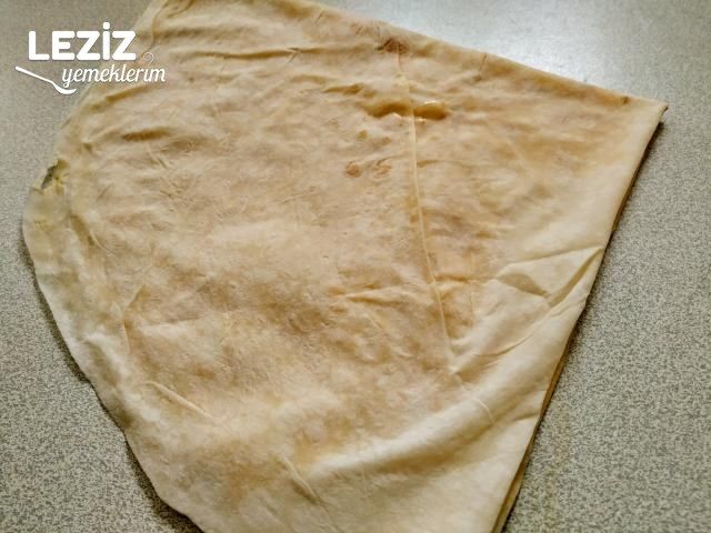 Bir Yufka Bir Yumurta İle Şahane Pişi