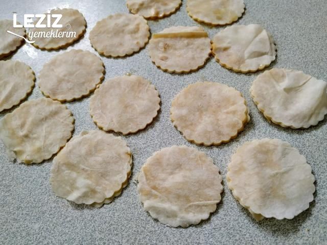 Bir Yufka Bir Yumurta İle Şahane Pişi