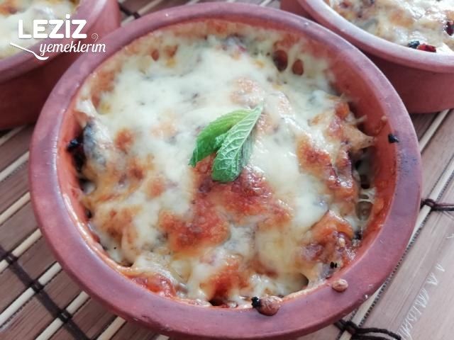 Fırında Köfteli Kaşarlı Mantar