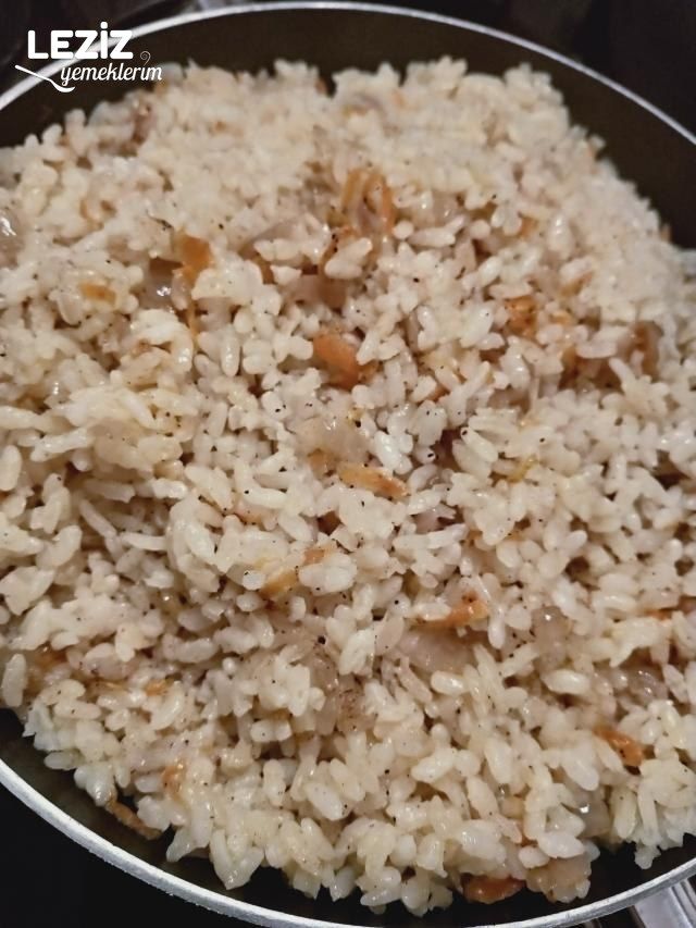 Soğanlı Havuçlu Tarçınlı Pilav