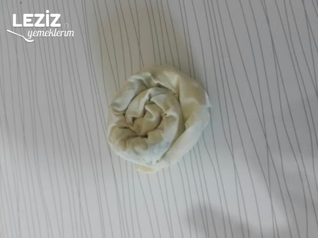 Kremalı Börek Tarifi