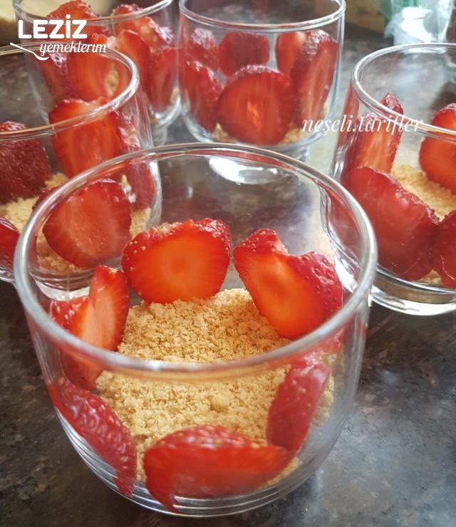 Çilekli Magnolia (Damak Çatlatan)