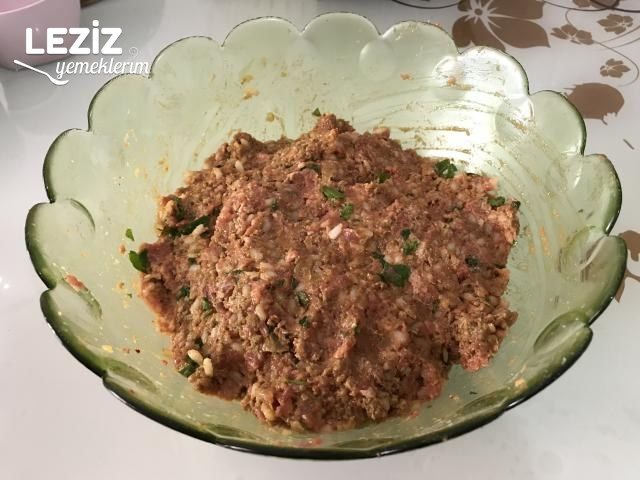 Tam Kıvamında Kadınbudu Köfte