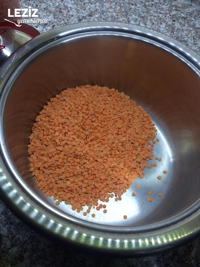 Bol Soğanlı Mercimek Çorbası