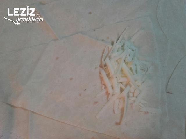 Kaşar Peynirli Sigara Böreği Tarifi
