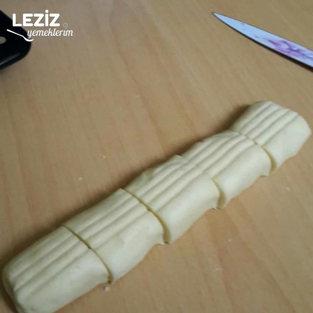 Pastane Usulü Un Kurabiyesi