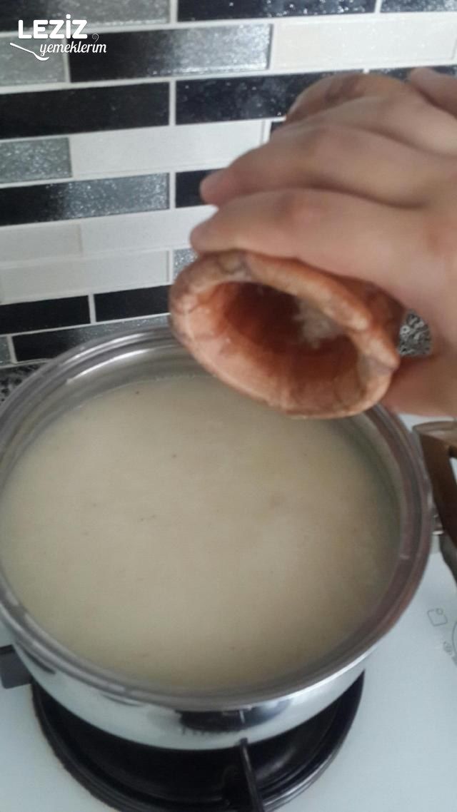 Paça Tadında Un Çorbası