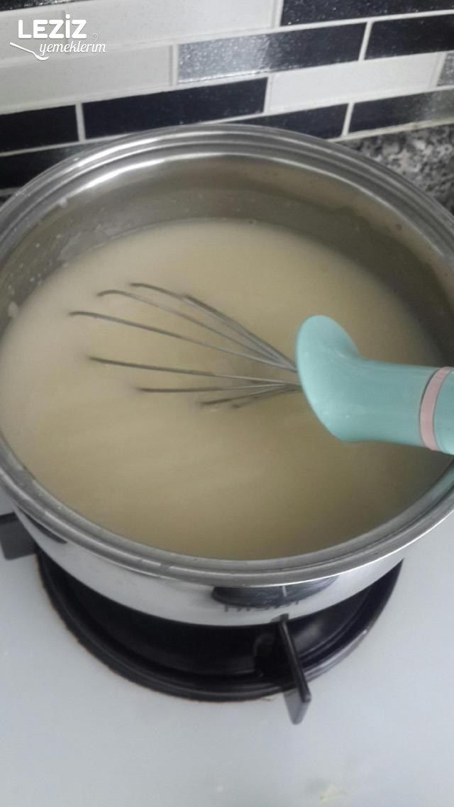 Paça Tadında Un Çorbası