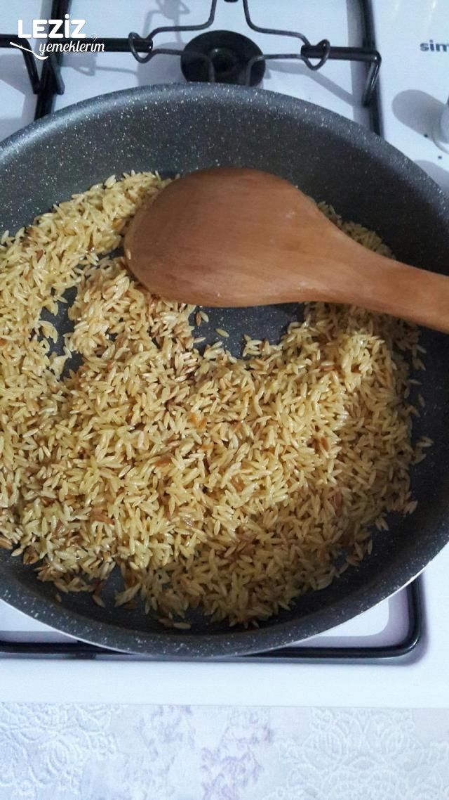 Arpa Şehriyeden Pilav