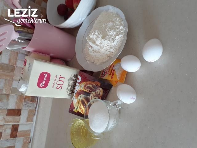 Sade Ve Kakaolu Top Kek