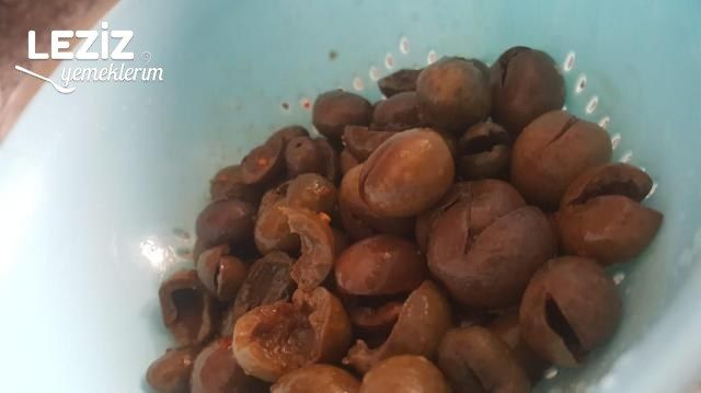 Kıymalı Zeytin Kavurması