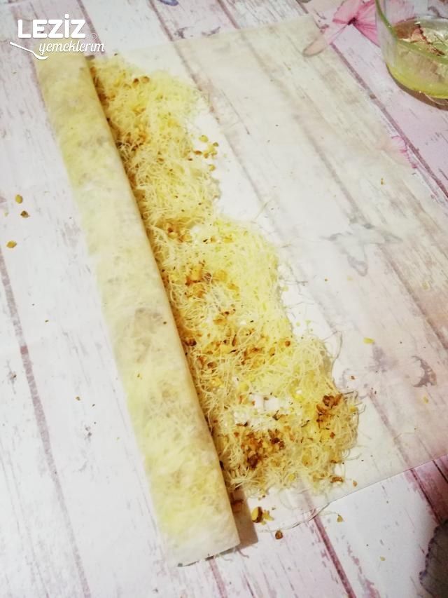 Yufkalı Kadayıf Sarma Tarifi