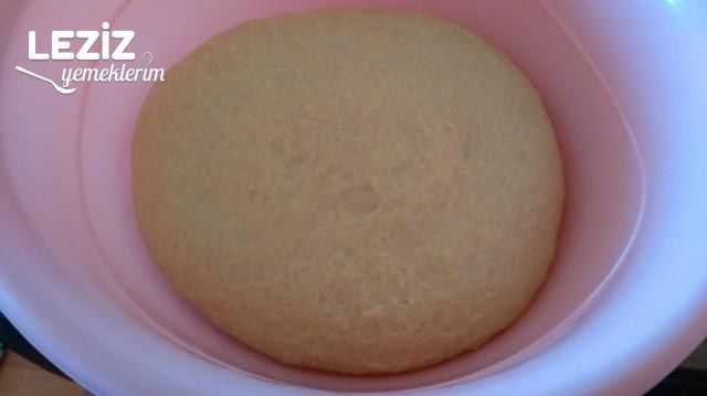 Mayalı Peynirli Puf Poğaça