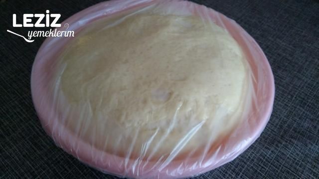 Mayalı Peynirli Puf Poğaça