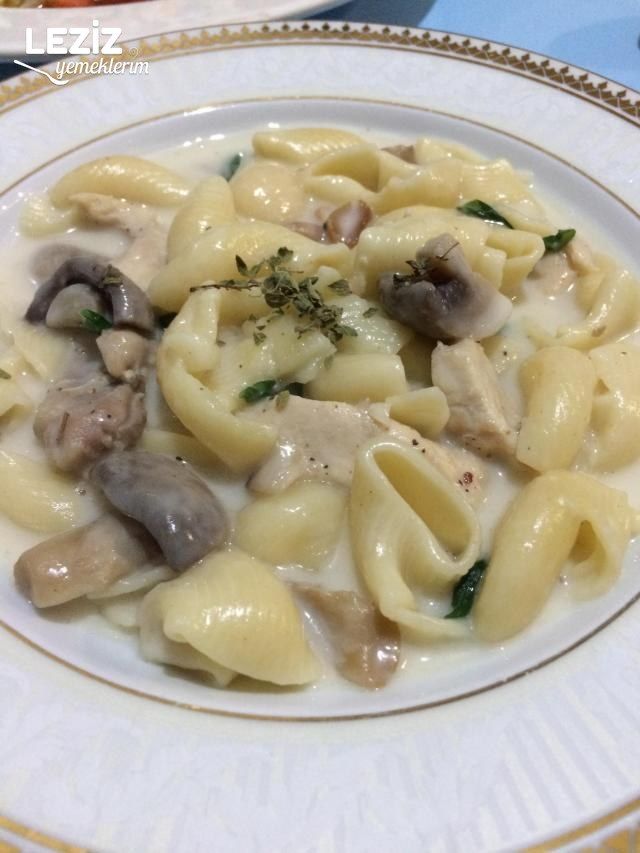Kremalı Tavuk Makarna