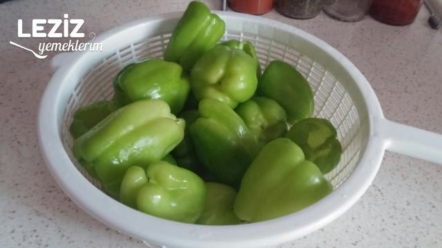 Etli Biber Dolması Nasıl Yapılır