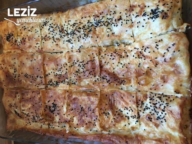 Tavuklu Börek Nasıl Yapılır