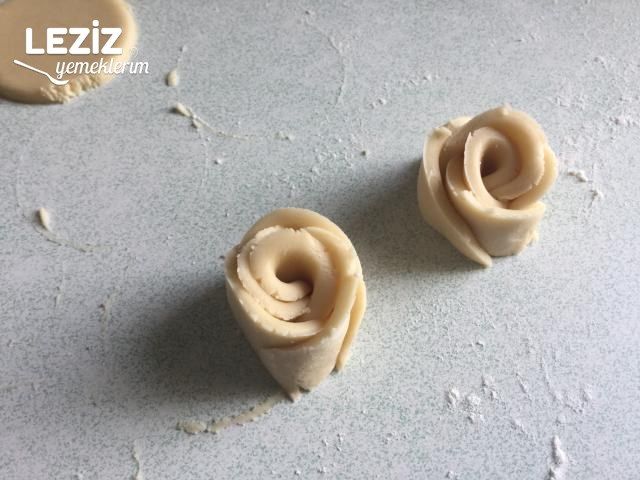 Gül Kurabiye Tarifi