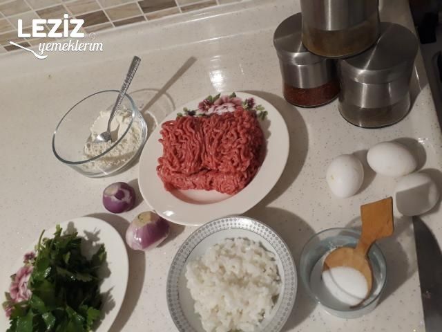 Kadınbudu Köfte (Nefis - Aşama Fotoğraflı Anlatımı)