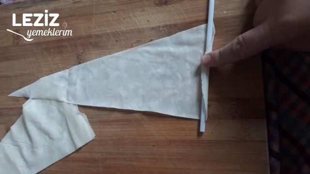 Çıtır Çıtır Kozalak Mantısı (Aşama Aşama Fotoğraflı)