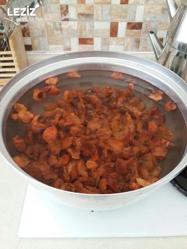 Kayısı Hoşafı Yapımı