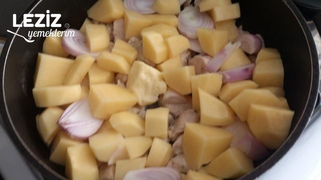 Tencerede Sebzeli Tavuk