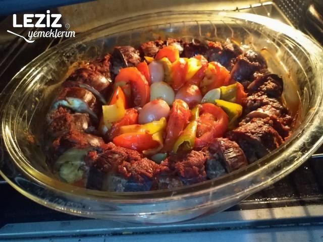 Ev Fırınında Patlıcan Kebabı