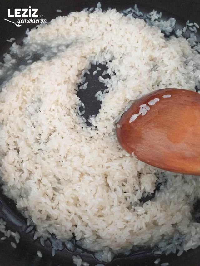 Istiridye Mantarlı Pirinç Pilavı