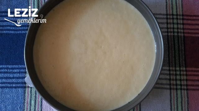 Nefis Şeftalili Alt Üst Kek Tarifi