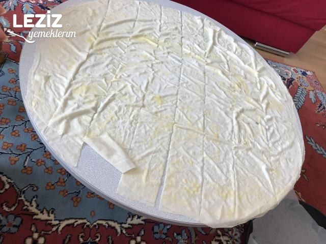 Muska Böreği (Puf Puf Buzluk Böreği - Aşamalı Anlatım)