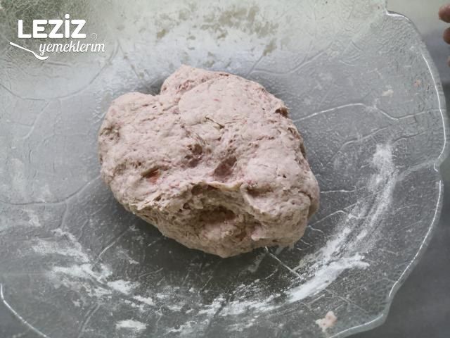 Kızılcık Şerbeti Ve Kızılcık Tarhanası Nasıl Yapılır