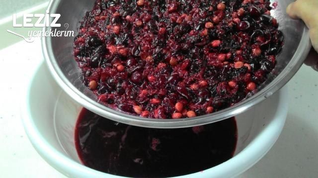 Konsantre Vişne Şurubu (Kaynatmadan)