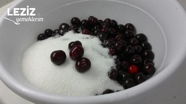 Konsantre Vişne Şurubu (Kaynatmadan)