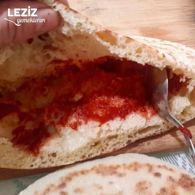 Hafta Sonu Kahvaltısına Yakışacak Nefis Bazlama Tostu