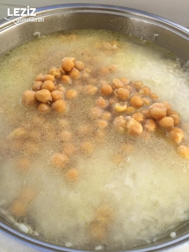 Nohutlu Pirinç Pilavı