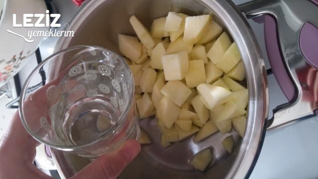 Elma Suyu (Nektarı) Ev Yapımı