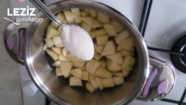 Elma Suyu (Nektarı) Ev Yapımı